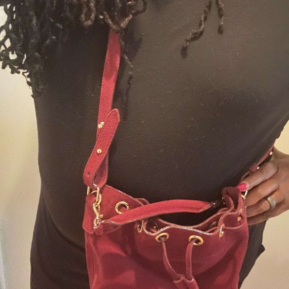 Ann Taylor Suede Burgundy Shoulder Bag - Picture 8 of 8